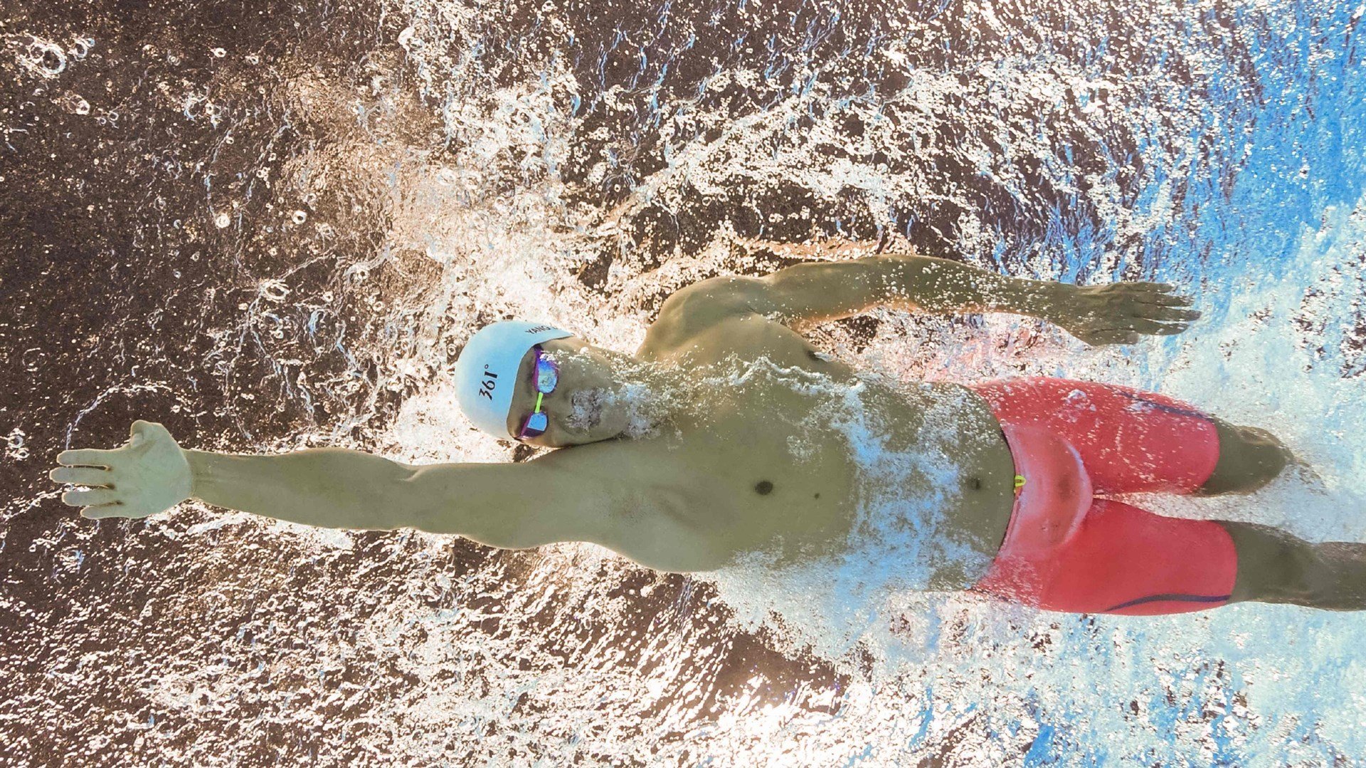 开云网站-轨道自行车赛：快节奏的速度比拼，轨道自行走小车